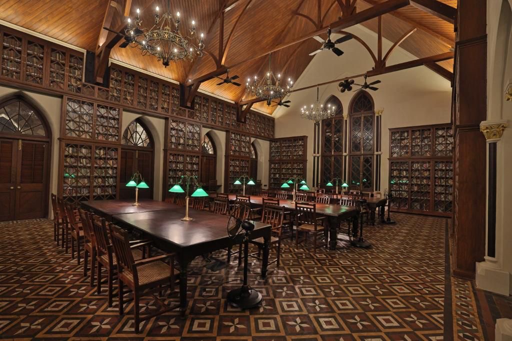 Library Photo 8
